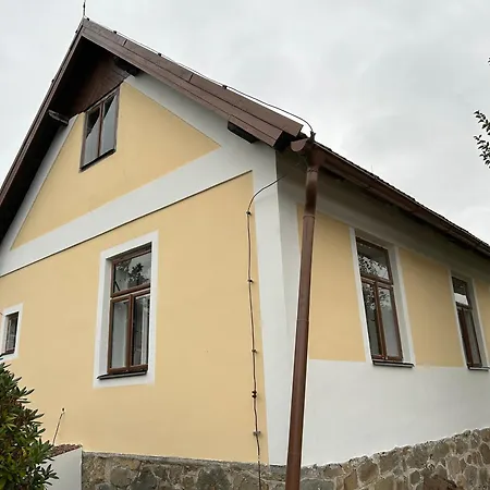 Prijemna Chaloupka Na Trebonsku *
